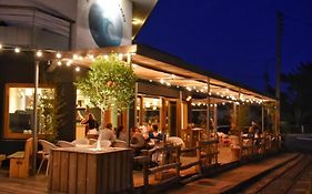 Le Pavillon Bleu